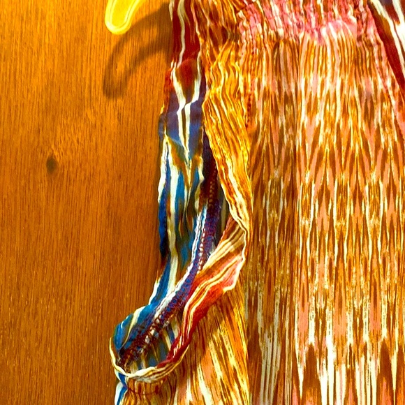 3/$15. A.n.a. petite L sleeveless top - Picture 4 of 7